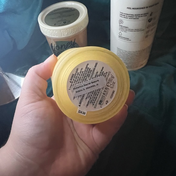 Victoria’s Secret PINK Self Care Honey Bundle - Picture 7 of 7